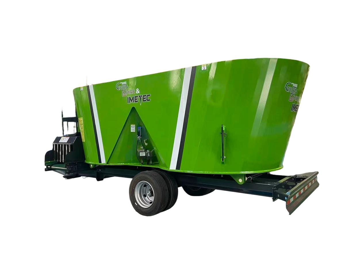 牧場“省心神器”！意美特牽引攪拌機，讓養牛“躺贏”(pic1)